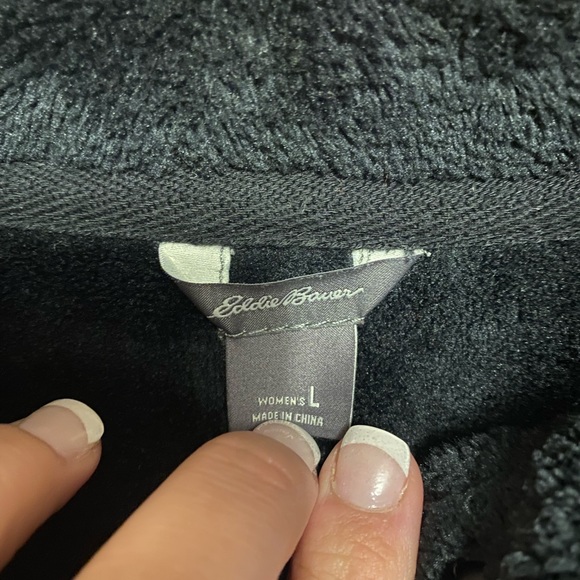 Eddie Bauer pullover - Picture 3 of 3